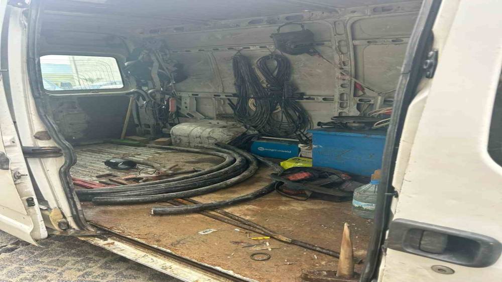 &Ccedil;ine&rsquo;de kablo hırsızları yakalandı
