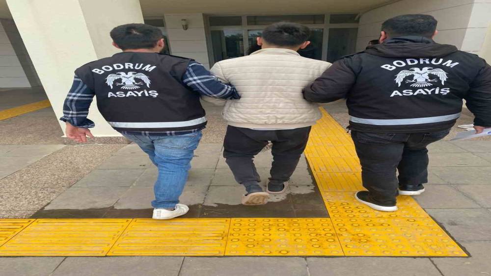 Bodrum&rsquo;da 11 yıl 9 ay hapis cezasıyla aranan şahıs yakalandı
