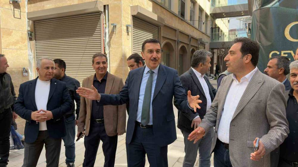 Malatya&rsquo;da yeni &ccedil;arşıda t&uuml;m d&uuml;kkanların mayıs sonu itibarıyla teslim edilmesi bekleniyor
