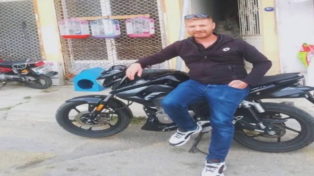 Tire&rsquo;de otomobil ile &ccedil;arpışan motosikletin s&uuml;r&uuml;c&uuml;s&uuml; hayatını kaybetti
