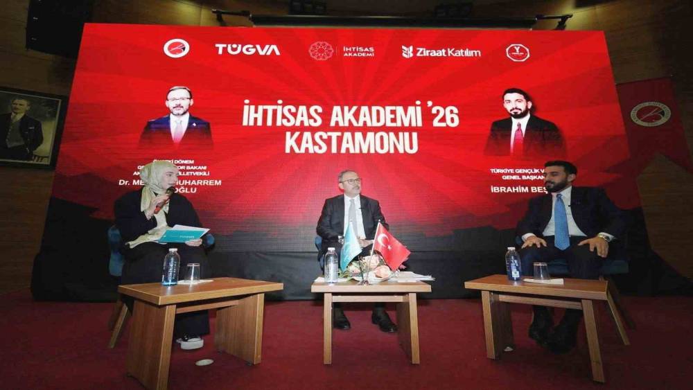 Kasapoğlu: "AK Parti gen&ccedil;lik hareketidir"
