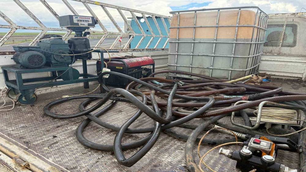 Şanlıurfa&rsquo;da 635 litre ka&ccedil;ak akaryakıt ele ge&ccedil;irildi: 1 g&ouml;zaltı
