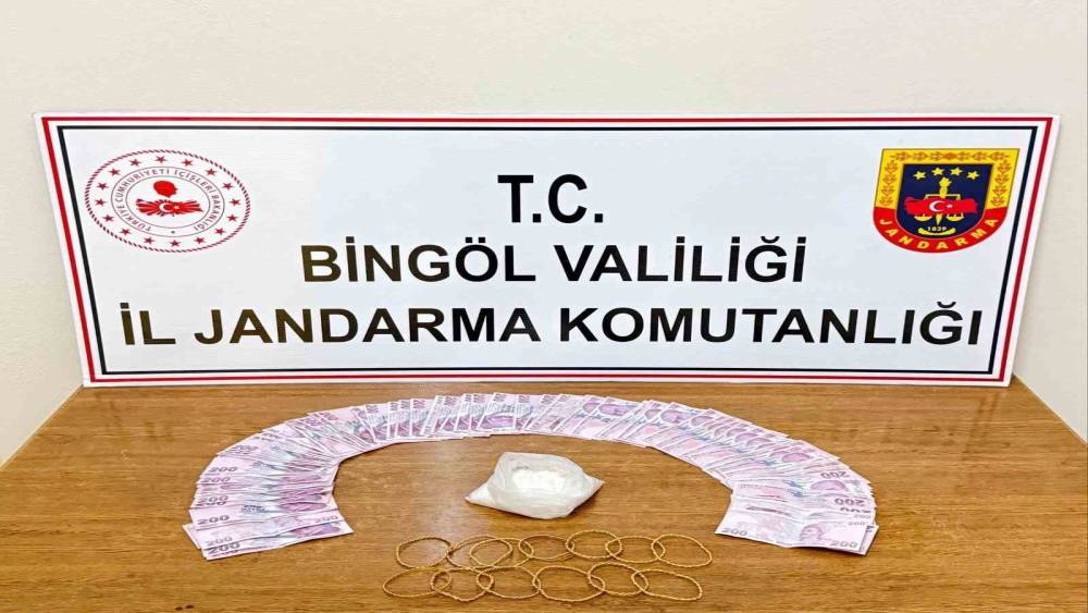 Bing&ouml;l&rsquo;de jandarmadan huzur operasyonu: 4 tutuklama

