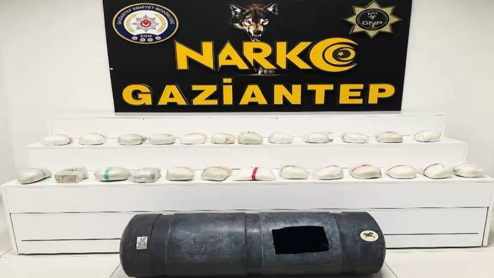 Gaziantep&rsquo;te 24 kilo uyuşturucu ele ge&ccedil;irildi: 1 g&ouml;zaltı
