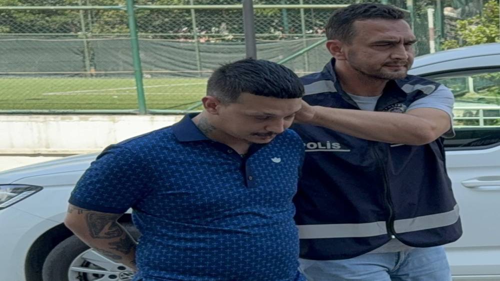 Rap&ccedil;i Keskin&rsquo;e klipte silah kullanma operasyonu: 4 g&ouml;zaltı
