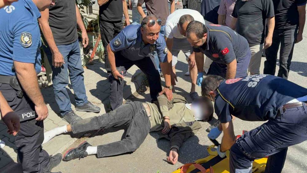 Samsun&rsquo;da motosiklet ile otomobil &ccedil;alışması sonucu 2 kişi yaralandı
