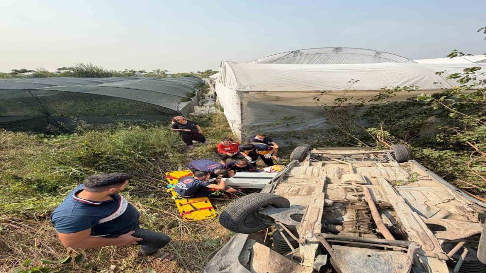 Osmaniye&rsquo;de otomobil takla attı: 3 yaralı
