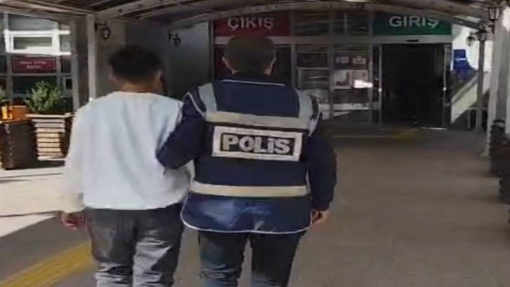 Aksaray&rsquo;da iş yerinden hırsızlık yapan ş&uuml;pheli tutuklandı
