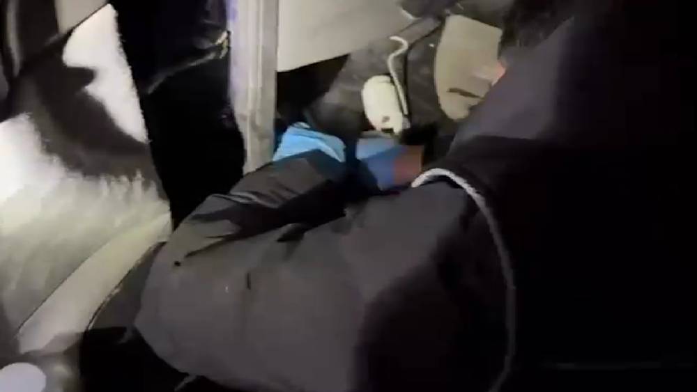 Uşak&rsquo;ta uyuşturucu operasyonu: 8 tutuklama
