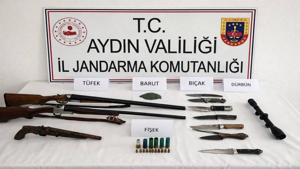 K&ouml;şk&rsquo;te ruhsatsız silah ele ge&ccedil;irildi
