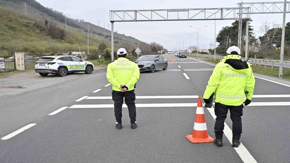 Ordu&rsquo;da bir haftada yaklaşık 20 bin ara&ccedil; ve s&uuml;r&uuml;c&uuml;s&uuml; denetlendi
