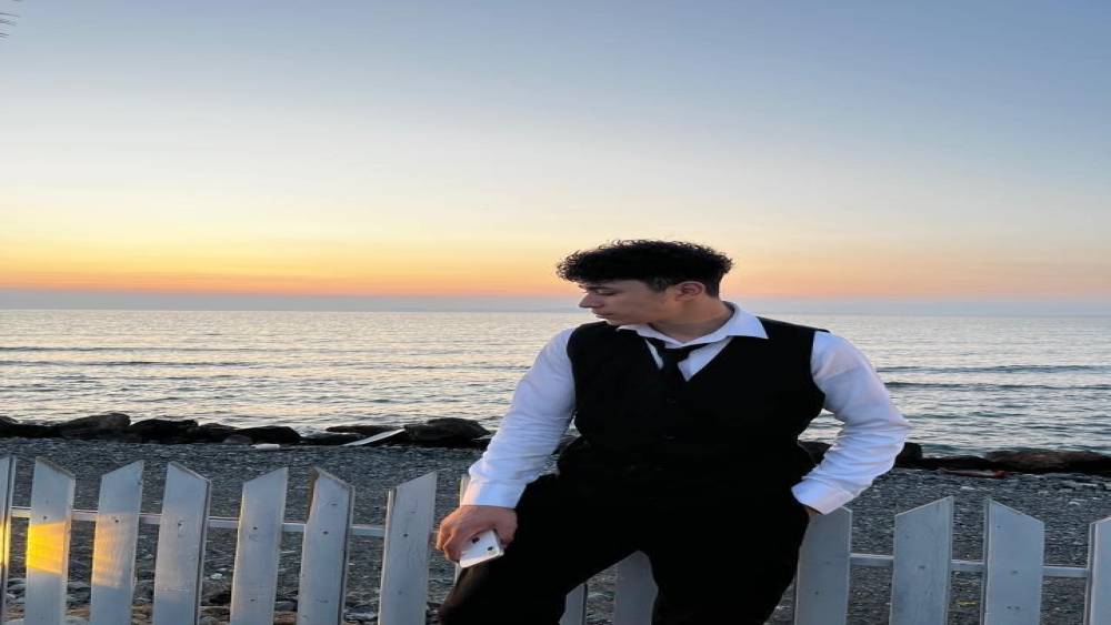 Akıma kapılarak can veren stajyer &ouml;ğrencinin arkadaşlarından duygu dolu veda
