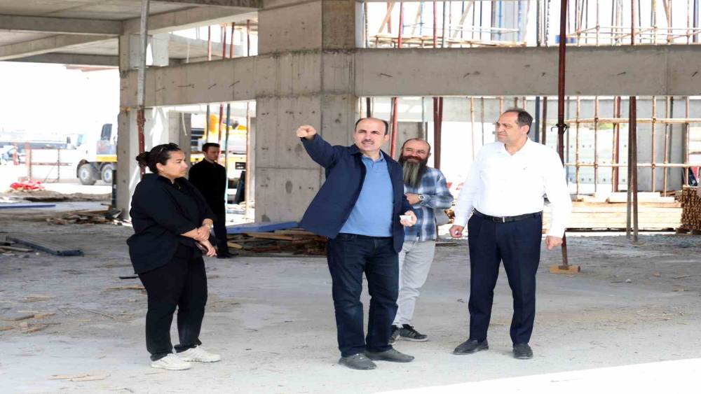 Başkan Altay: "T&uuml;rbe arkası Konya&rsquo;ya yakışır bir hale d&ouml;n&uuml;şecek"
