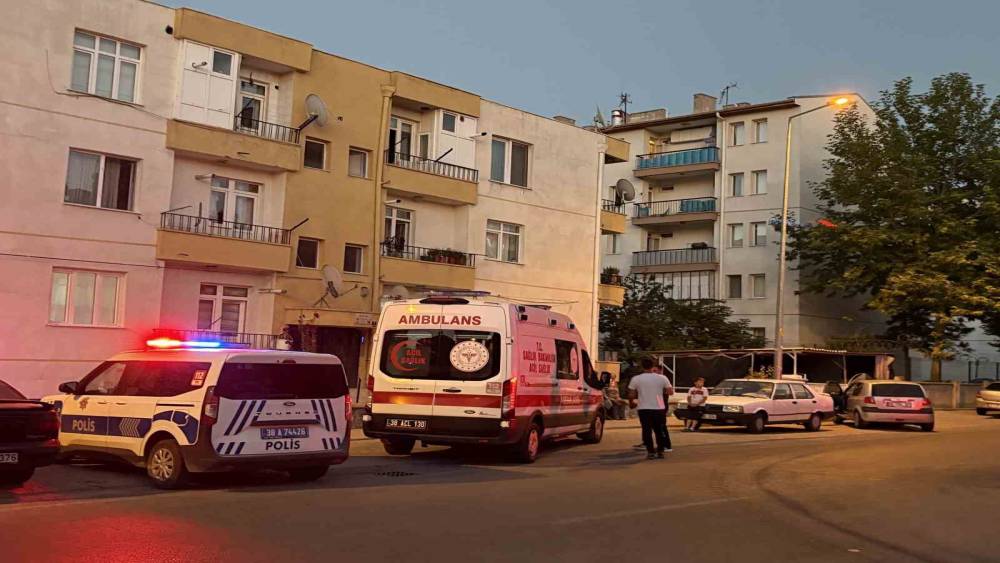 Kayseri&rsquo;de 54 yaşındaki adam evinde &ouml;l&uuml; bulundu
