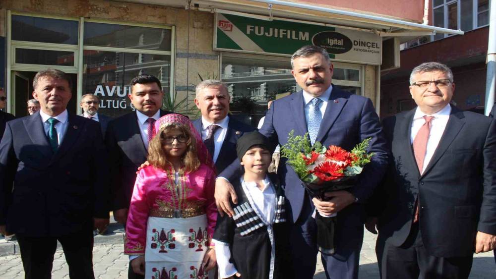 İ&ccedil;işleri Bakanı &Ccedil;ift&ccedil;i, T&uuml;rkeli&rsquo;de incelemelerde bulundu
