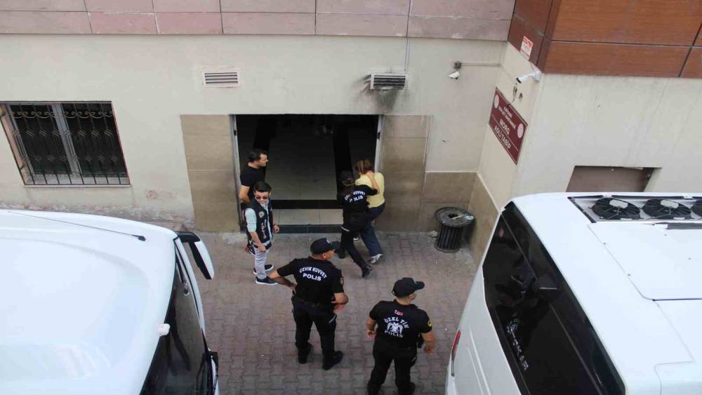 Kayseri&rsquo;deki yeni nesil su&ccedil; &ouml;rg&uuml;t&uuml; operasyonunda g&ouml;zaltına alınan 32 ş&uuml;pheli adliyede
