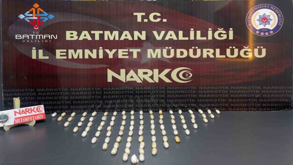 Batman&rsquo;da yabancı uyruklu şahsın midesinden 750 gram metamfetamin &ccedil;ıktı
