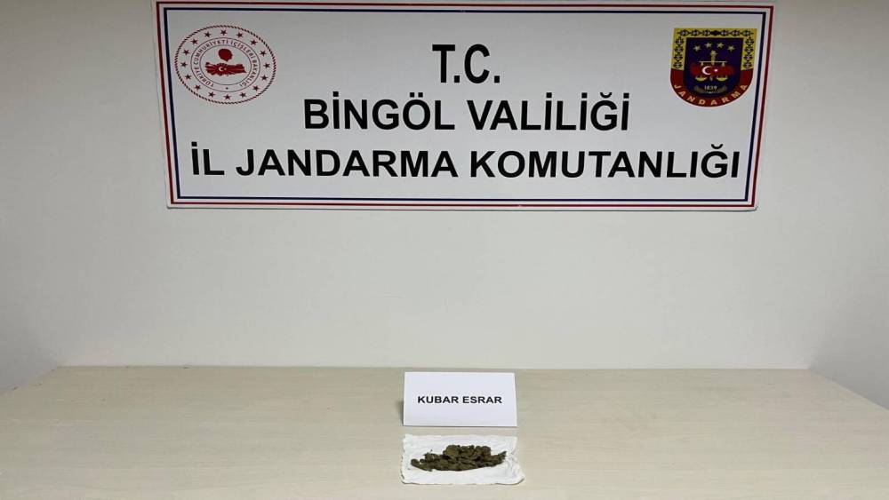 Bingöl’de haklarında arama kararı bulunan 2 kişi yakalandı
