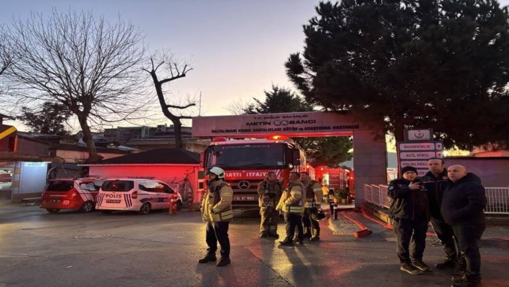 Metin Sabancı Baltalimanı Kemik Hastalıkları Eğitim ve Araştırma Hastanesi&rsquo;nde yangın: 11 hasta tahliye edildi
