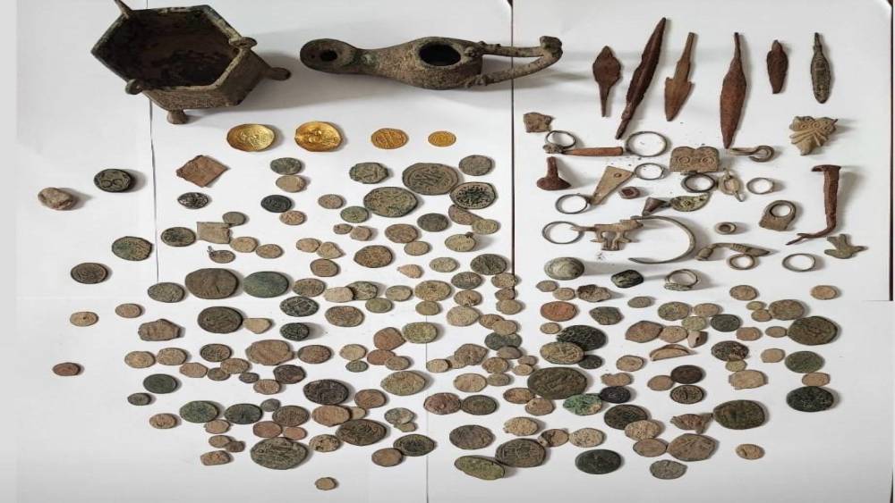 Gaziantep&rsquo;te 179 adet sikke ile 29 adet obje ele ge&ccedil;irildi: 1 g&ouml;zaltı
