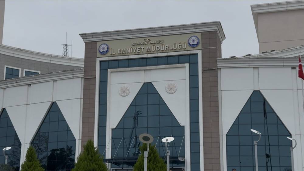 Ev vaadiyle 10 milyonluk vurgun: 4 tutuklama
