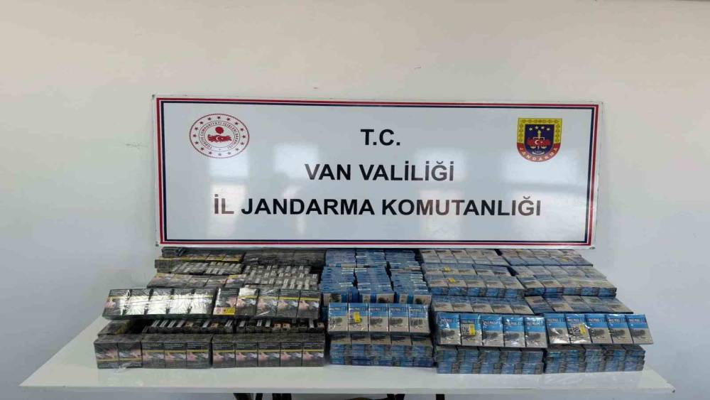 Van&rsquo;da g&uuml;mr&uuml;k ka&ccedil;ağı malzeme ele ge&ccedil;irildi
