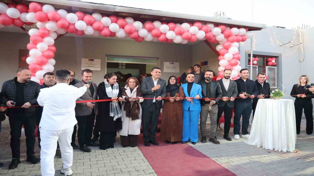 Kozanlı kadınlar hem gelecekleri hem de &ouml;ğrenciler i&ccedil;in &uuml;retecek
