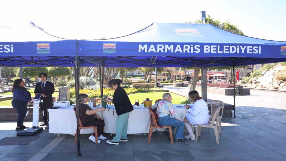 Marmaris&rsquo;te &lsquo;Sağlıklı yaş alma&rsquo; etkinliği d&uuml;zenlendi
