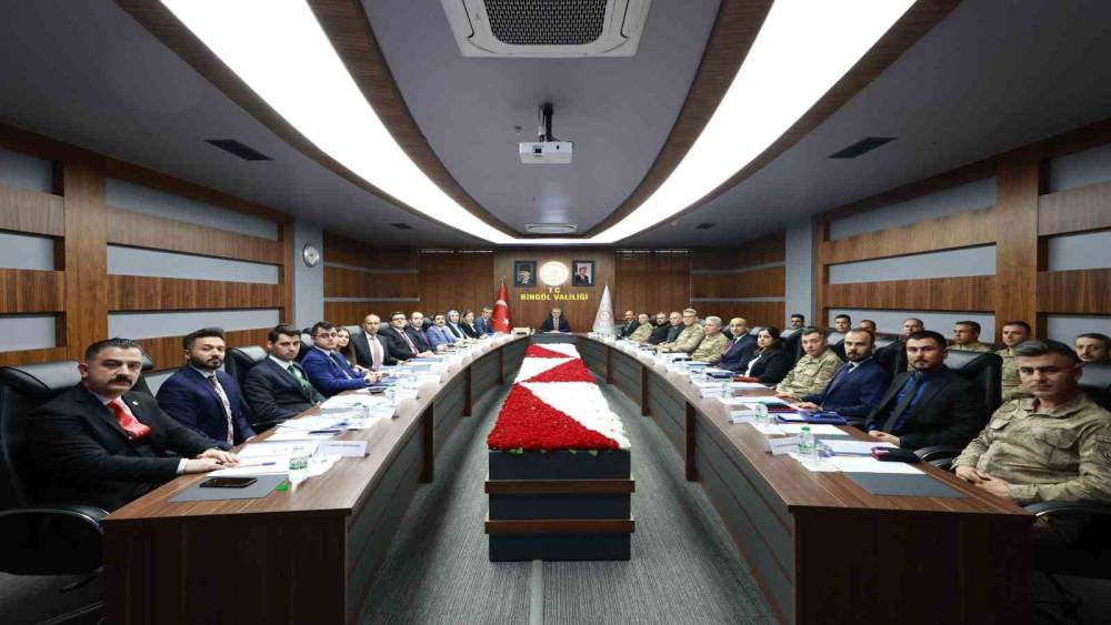 Bing&ouml;l&rsquo;de narkotikle su&ccedil;larla m&uuml;cadele &ccedil;alışmaları ele alındı
