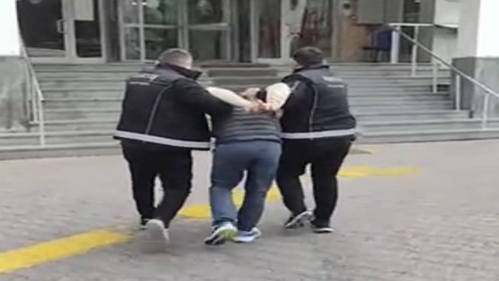 &lsquo;Hırsızlık&rsquo; su&ccedil;undan 23 yıl kesinleşmiş hapsi bulunan şahıs yakalandı
