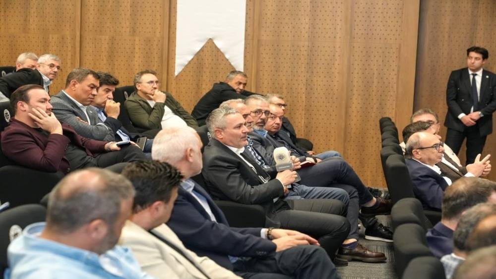 DSO Başkanı Kasapoğlu: "&Uuml;retimden vazge&ccedil;mek gibi bir se&ccedil;eneğimiz yok"
