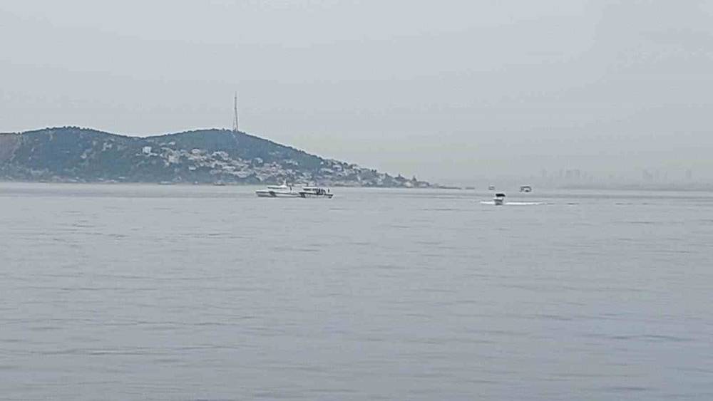 Burgazada a&ccedil;ıklarında erkek cesedi bulundu
