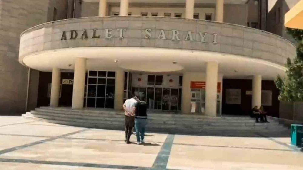 Şanlıurfa&rsquo;da uyuşturucu operasyonunda 3 tutuklama
