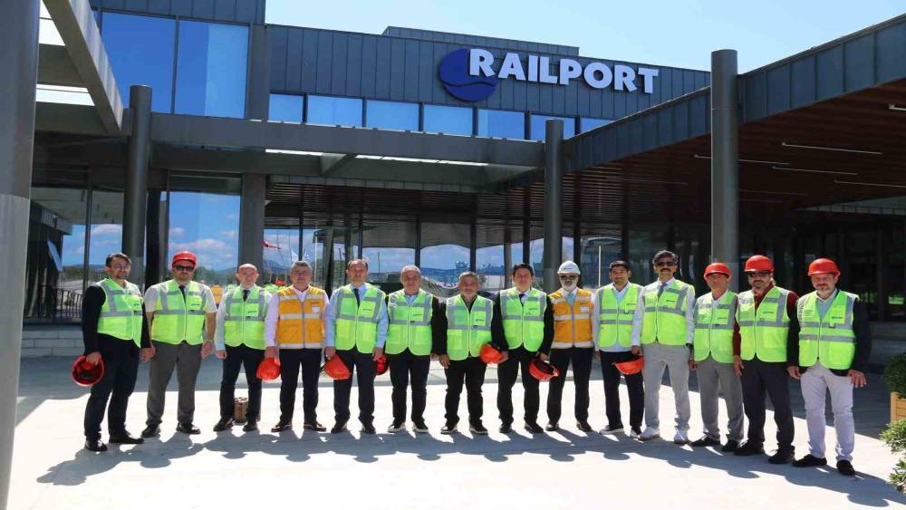 Karab&uuml;k TSO heyeti, Karab&uuml;k Lojistik Merkezi i&ccedil;in Railport&rsquo;u inceledi
