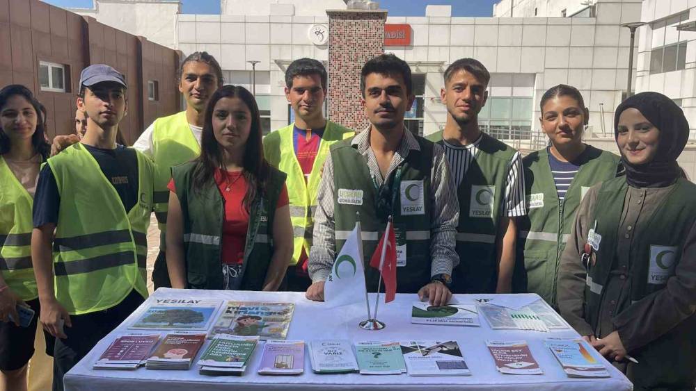 Osmaniye&rsquo;de &uuml;niversite &ouml;ğrencilerinden bağımlılığa karşı farkındalık y&uuml;r&uuml;y&uuml;ş&uuml;
