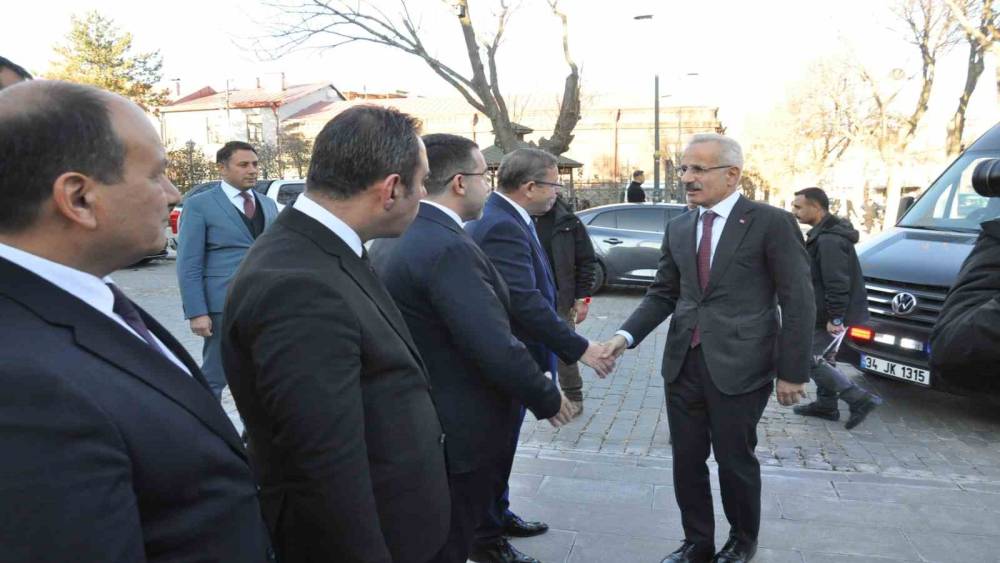 Bakan Uraloğlu, Kars İl Koordinasyon Toplantısı’na katıldı
