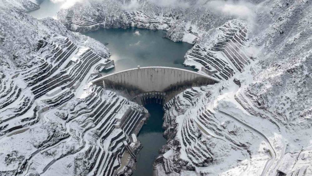 &Ccedil;oruh&rsquo;un mavi gerdanlıkları Artvin&rsquo;e g&uuml;&ccedil; katıyor
