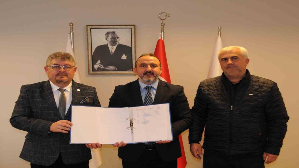 Tekirdağ&rsquo;da gl&uuml;tensiz sorgum projesi hayata ge&ccedil;iyor
