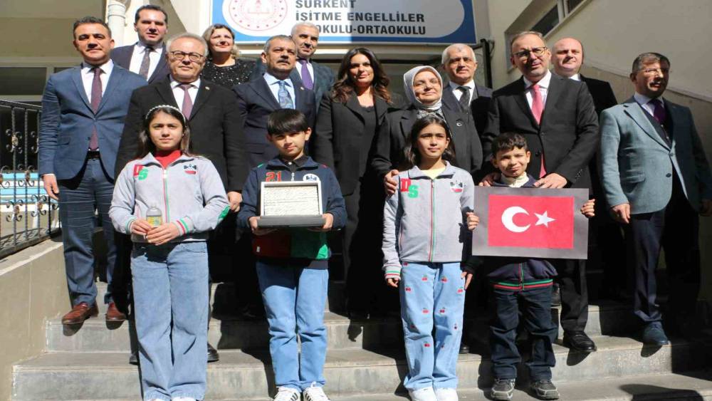 Engelli Bireylerin Sorunlarını Araştırma Komisyonu Başkanı Kasapoğlu: "Bug&uuml;ne kadar paydaşlarımızdan komisyonumuza ulaşan rapor, g&ouml;r&uuml;ş, bilgi notu ve sunum sayısı bin 300&rsquo;&uuml; buldu"
