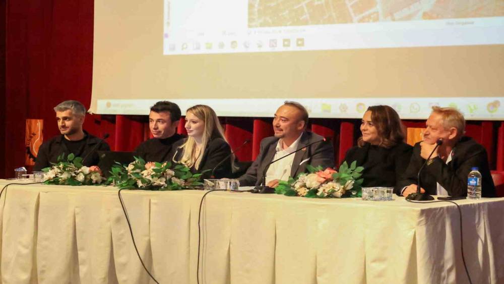 Uşak Belediyesi uzun yıllardır &ccedil;&ouml;z&uuml;m bekleyen sorunu uzlaşmayla &ccedil;&ouml;zd&uuml;
