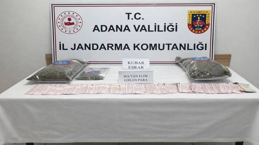 Adana&rsquo;da 2 kilo esrar ele ge&ccedil;irildi, 1 kişi tutuklandı
