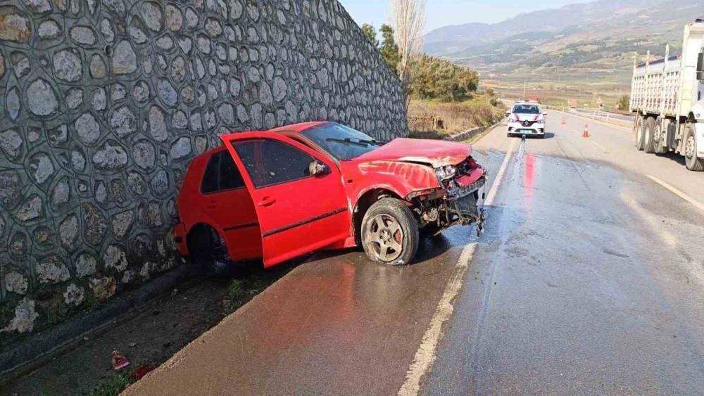 Bilecik&rsquo;te trafik kazası: 2 yaralı
