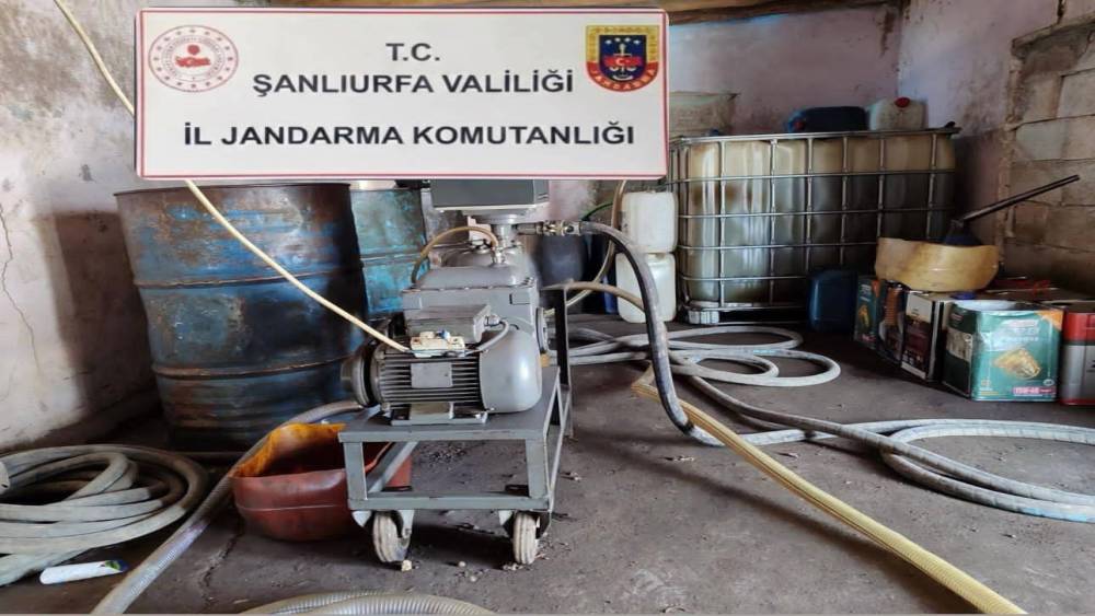 Viranşehir&rsquo;de ka&ccedil;ak akaryakıt operasyonu : 1 g&ouml;zaltı
