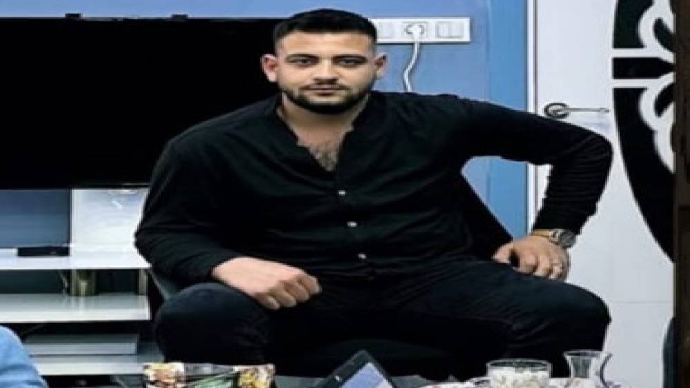 Evinden &ccedil;ıkan ş&uuml;phelileri kovalayan gen&ccedil; vurularak &ouml;ld&uuml;r&uuml;ld&uuml;
