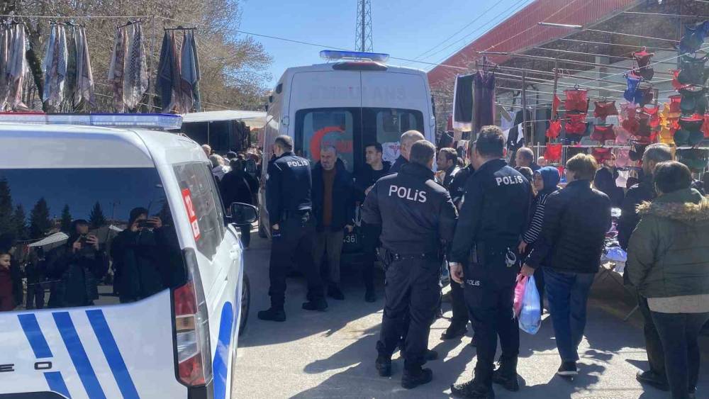 Bolu&rsquo;da pazarda iki inşaat firması yetkilileri kavga etti: 3 yaralı
