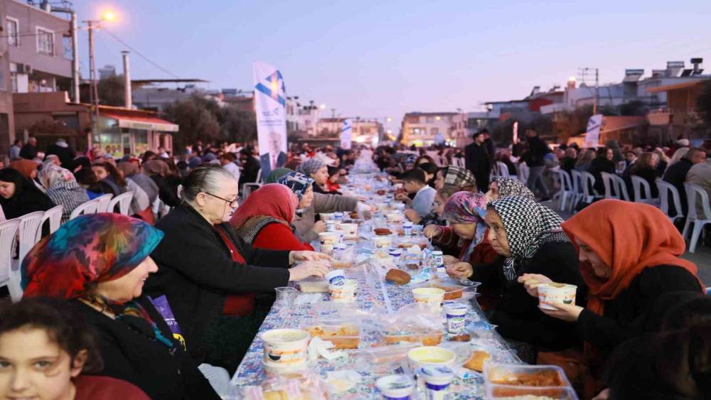 Başkan Demir&ccedil;alı: "Ramazan&rsquo;ın bereketini birlikte paylaşıyoruz"
