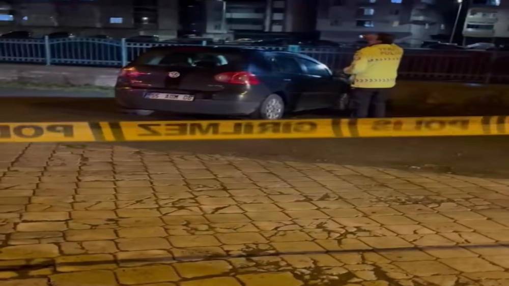 Samsun&rsquo;da husumetlilerin kavgası kanlı bitti: 1 &ouml;l&uuml;
