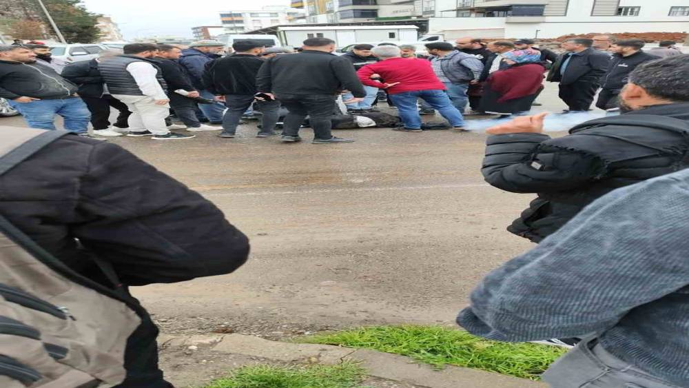 Siverek&rsquo;te otomobilin &ccedil;arptığı 14 yaşındaki &ccedil;ocuk ağır yaralandı
