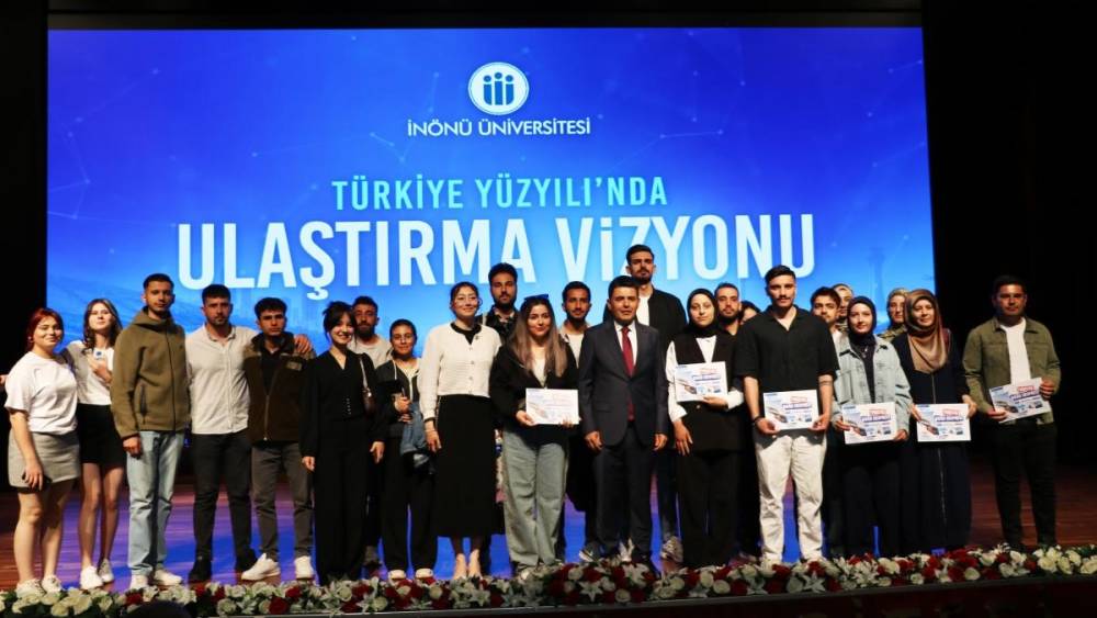 Ulaştırma ve Altyapı Bakan Yardımcısı Boyraz, &ouml;ğrencilerle buluştu
