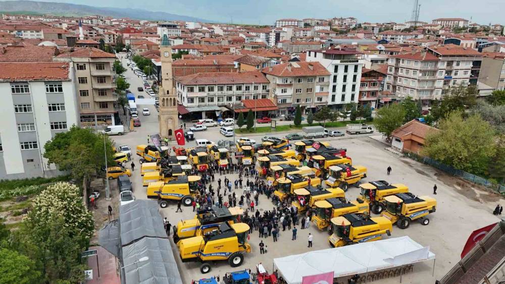 Yerk&ouml;y&rsquo;de bi&ccedil;erd&ouml;verler festival havasında uğurlandı
